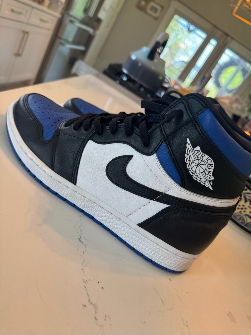 Nike Air Jordan 1 Mid - Black/White/Royal Blue